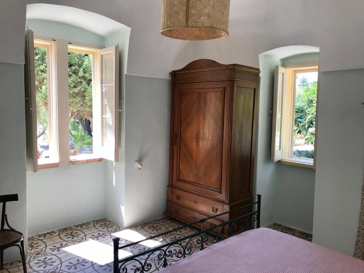 Villa Deco Монополі Екстер'єр фото